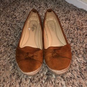 Link girls suede flats